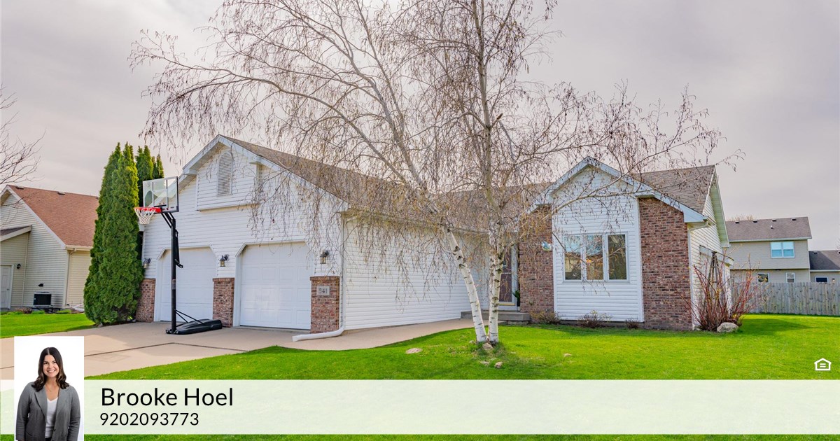 541 Stonehaven Dr, Sun Prairie, WI 53590